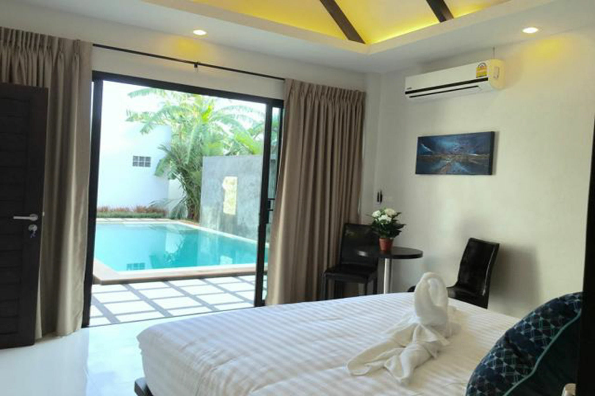 Clos Vougeot Villa By G Estate Rawai Luaran gambar