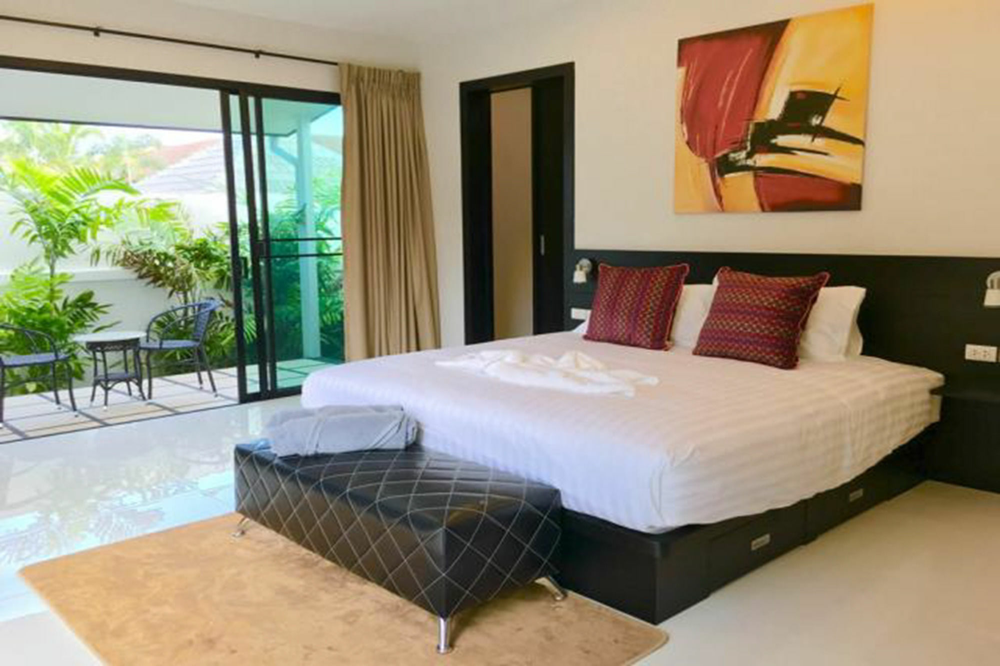 Clos Vougeot Villa By G Estate Rawai Luaran gambar