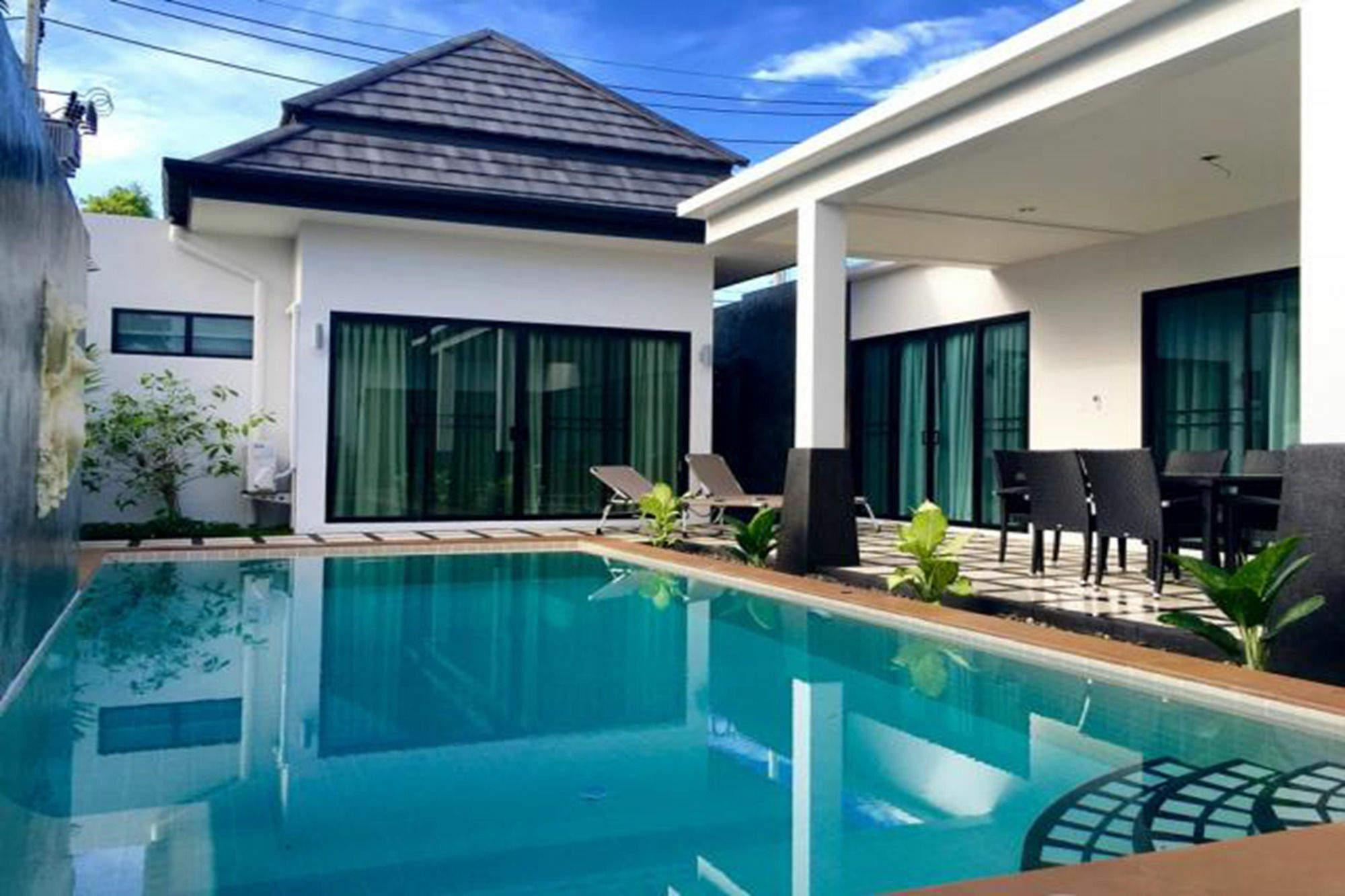 Clos Vougeot Villa By G Estate Rawai Luaran gambar